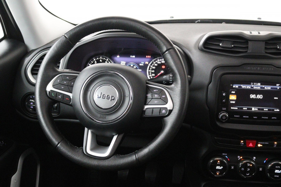 Jeep Renegade 1.4 MultiAir Limited (PANORAMADAK, CLIMA, NAVIGATIE, PARKEERSENSOREN, STUURBEDIENING)