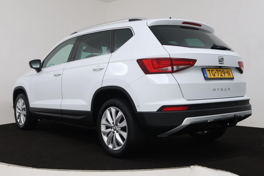 Seat Ateca 1.4 EcoTSI Style Business Intense (NAVIGATIE, TREKHAAK, CAMERA, STOELVERWARMING, LED)