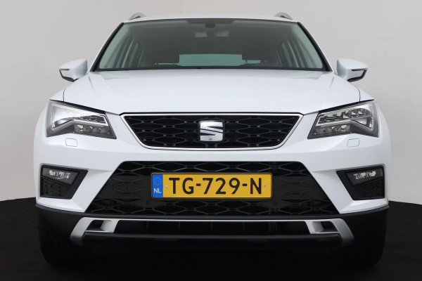 Seat Ateca 1.4 EcoTSI Style Business Intense (NAVIGATIE, TREKHAAK, CAMERA, STOELVERWARMING, LED)