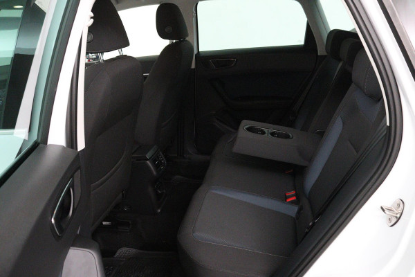Seat Ateca 1.4 EcoTSI Style Business Intense (NAVIGATIE, TREKHAAK, CAMERA, STOELVERWARMING, LED)