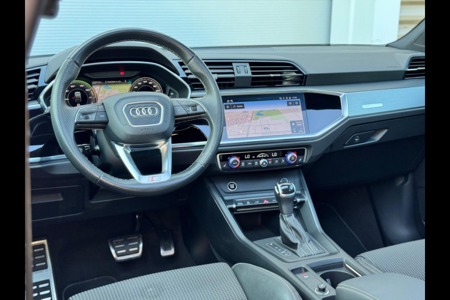 Audi Q3 Sportback 45 TFSI e S Edition Pano/Matrix/Keyless
