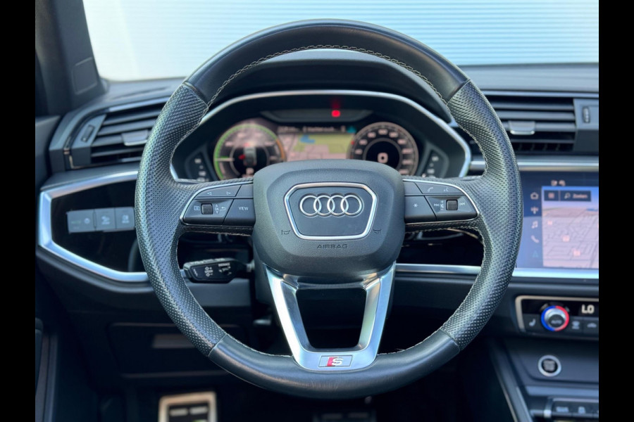 Audi Q3 Sportback 45 TFSI e S Edition Pano/Matrix/Keyless