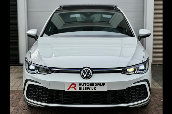 Volkswagen Golf 1.4 eHybrid GTE Pano/HuD/Camera/Matrix