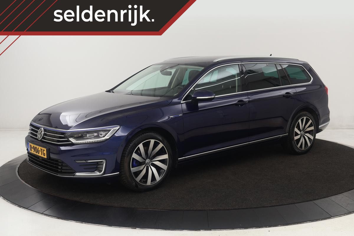 Volkswagen Passat 1.4 TSI PHEV GTE | Head-Up | Stoelverwarming | 360 camera | Trekhaak | Keyless | Carplay | Dynamic Chassis Control | Full LED | Massage | Navigatie | Active Info Display Volkswagen Passat 1.4 TSI PHEV GTE | Head-Up | Stoelverwarming | 360 camera | Trekhaak | Keyless | Carplay | Dynamic Chassis Control | Full LED | Massage | Navigatie | Active Info Display