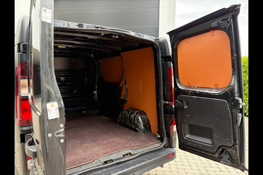 Fiat Talento 2.0 MultiJet L1H1 - Navi - Trekhaak - NAP - 1ste eigenaar