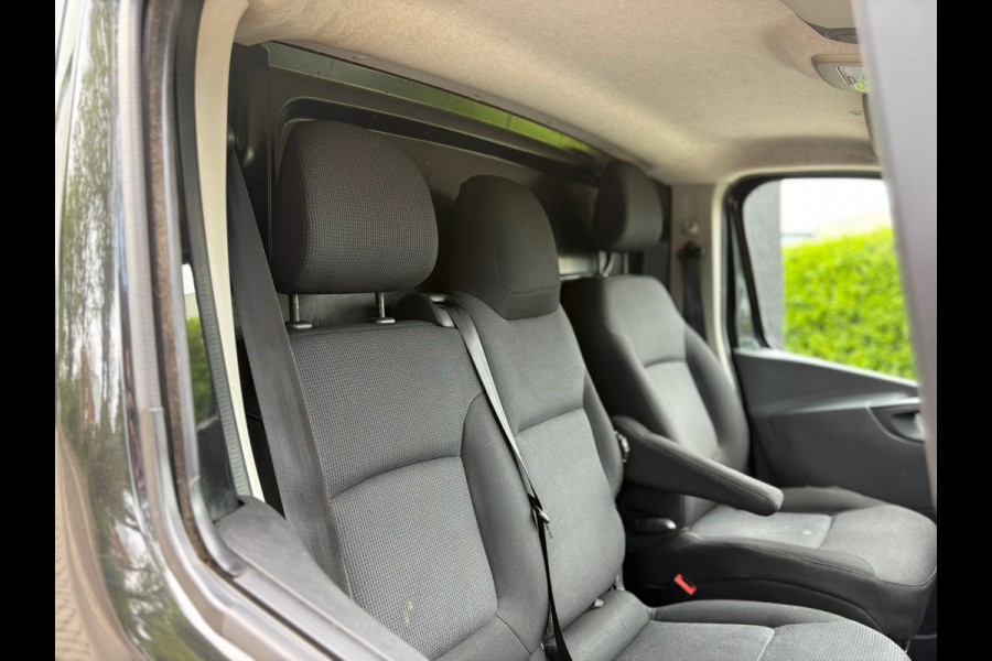 Fiat Talento 2.0 MultiJet L1H1 - Navi - Trekhaak - NAP - 1ste eigenaar