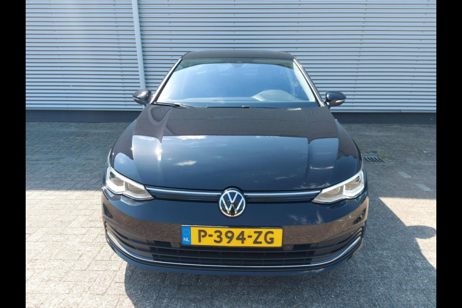 Volkswagen Golf 1.5 TSI Life Business