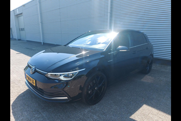 Volkswagen Golf 1.5 TSI Life Business
