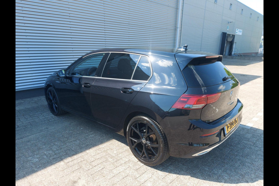 Volkswagen Golf 1.5 TSI Life Business