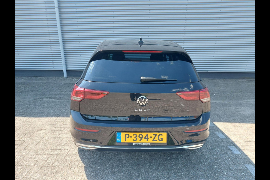 Volkswagen Golf 1.5 TSI Life Business