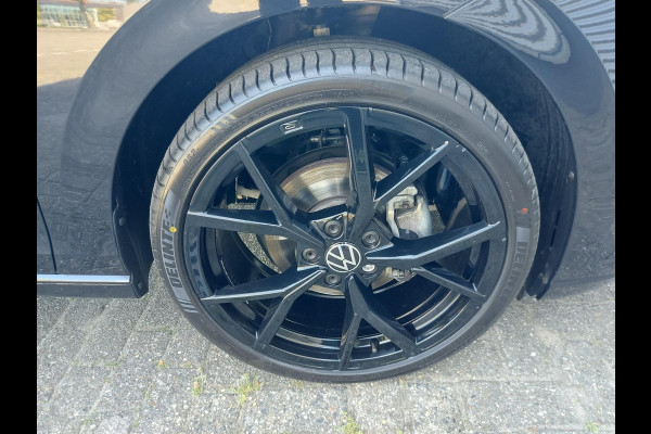 Volkswagen Golf 1.5 TSI Life Business