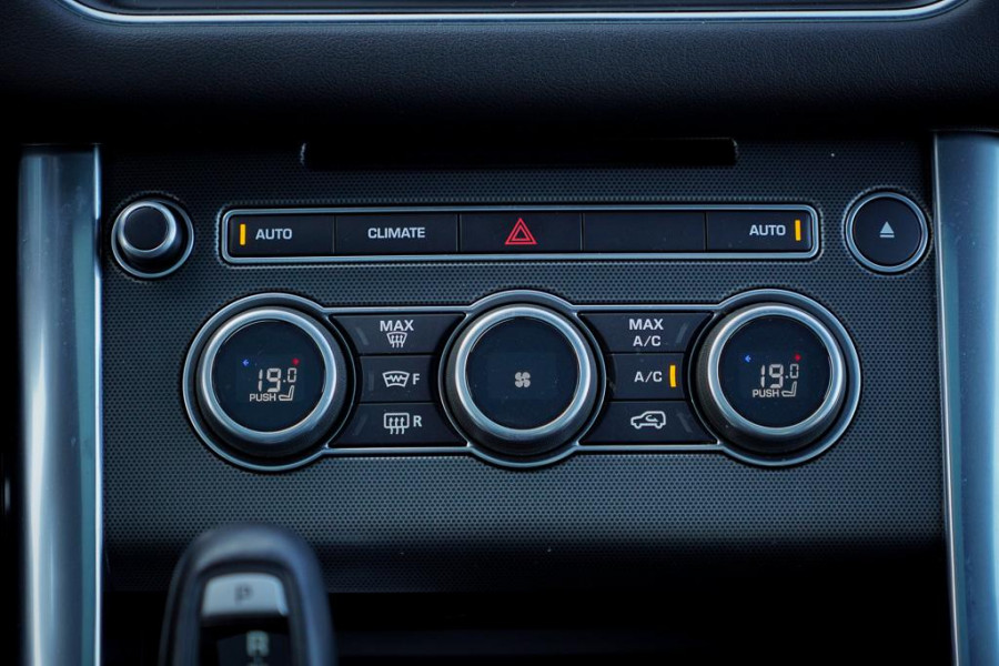 Land Rover Range Rover Sport 3.0 TDV6 HSE Dynamic / Pano / Carplay / Volledige Historie