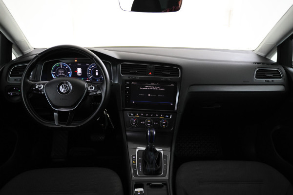 Volkswagen e-Golf e-Golf Automaat, Virtual, Climate,