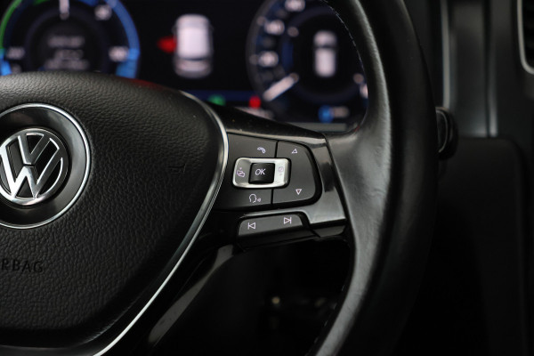 Volkswagen e-Golf e-Golf Automaat, Virtual, Climate,