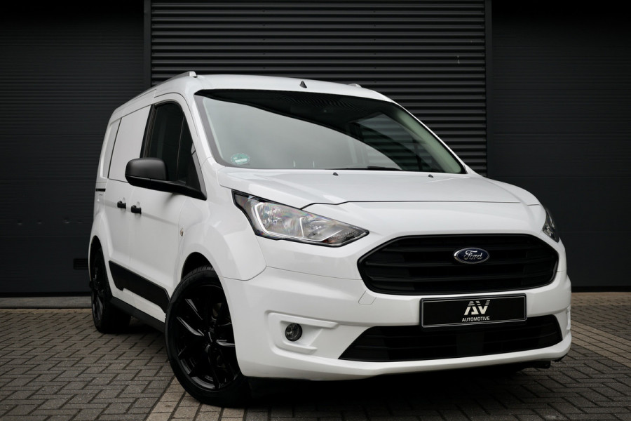 Ford Transit Connect 1.5 EcoBlue | 3-Zitter | Navigatie | Camera | CarPlay | Cruise control | Trekhaak | Stoelverwarming | Nieuwe APK | Onderhoudsbeurt | BPM Vrij