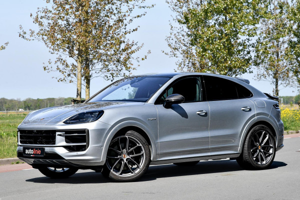 Porsche Cayenne Coupé 3.0 E-Hybrid. GT Pakket. Carbon, Leder, Softcl, Luchtv, BTW, ACC, 360, 18 Weg, Trekh, Bose, Keyless, Stuurvw