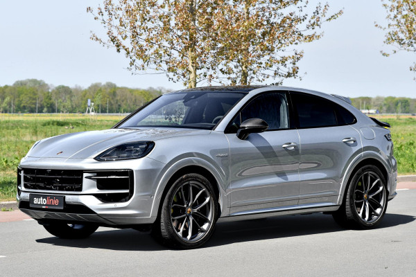 Porsche Cayenne Coupé 3.0 E-Hybrid. GT Pakket. Carbon, Leder, Softcl, Luchtv, BTW, ACC, 360, 18 Weg, Trekh, Bose, Keyless, Stuurvw