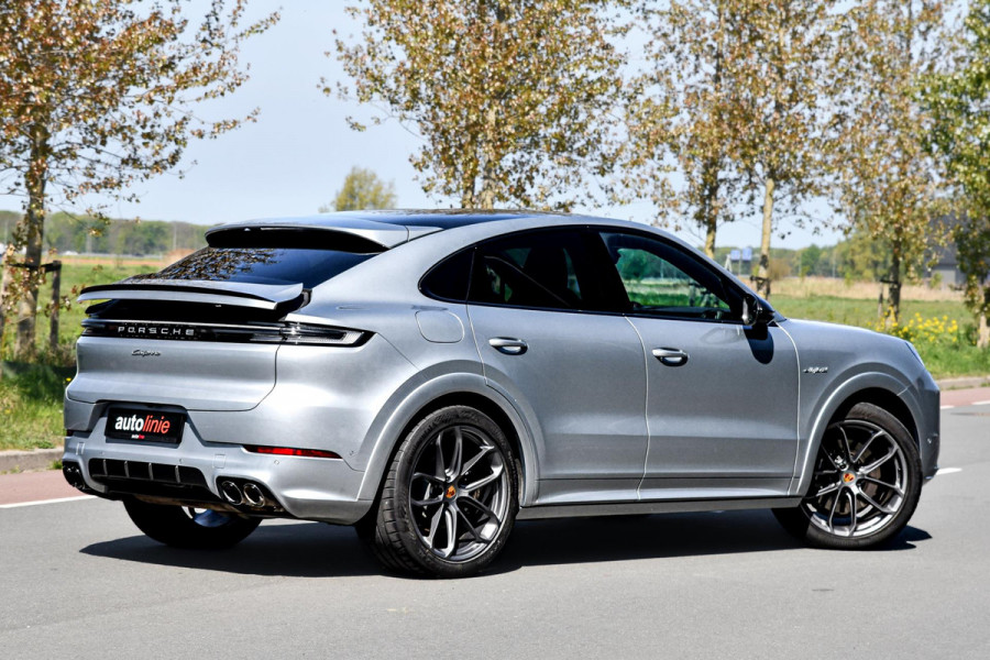 Porsche Cayenne Coupé 3.0 E-Hybrid. GT Pakket. Carbon, Leder, Softcl, Luchtv, BTW, ACC, 360, 18 Weg, Trekh, Bose, Keyless, Stuurvw