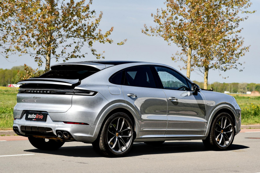 Porsche Cayenne Coupé 3.0 E-Hybrid. GT Pakket. Carbon, Leder, Softcl, Luchtv, BTW, ACC, 360, 18 Weg, Trekh, Bose, Keyless, Stuurvw