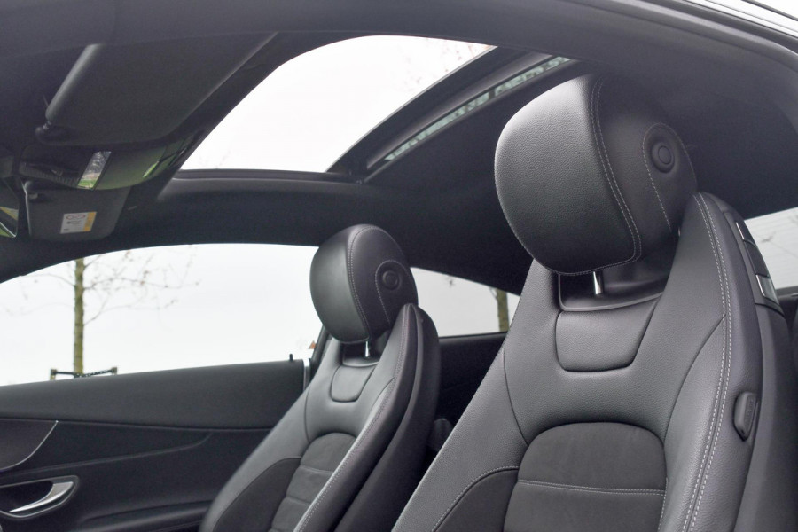 Mercedes-Benz C-Klasse Coupé 300 AMG Night. Pano, 360, Burm, Dodeh, Keyless, Sfeer, CarPlay, Multibeam!