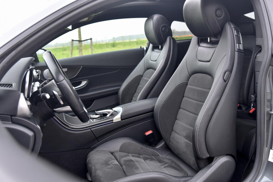 Mercedes-Benz C-Klasse Coupé 300 AMG Night. Pano, 360, Burm, Dodeh, Keyless, Sfeer, CarPlay, Multibeam!