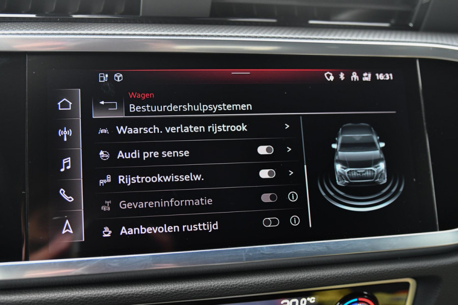 Audi Q3 Sportback 45 TFSI e 3x S-Line. Pano, ACC, Keyless, Sfeer, Dodeh, Camera, Matrix, 20'', Trekhaak, CarPlay!