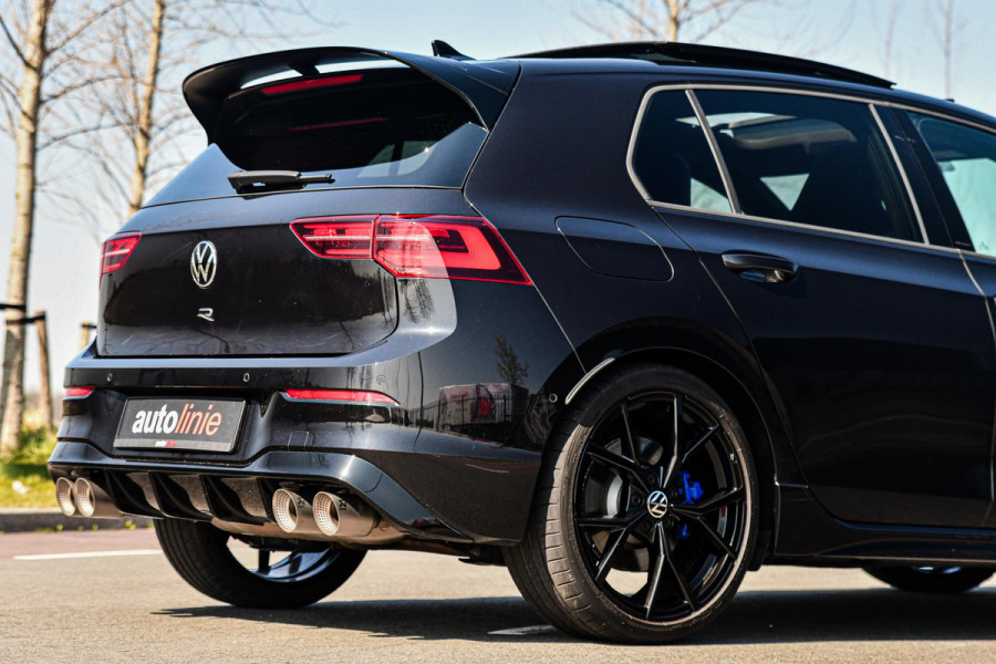 Volkswagen Golf 2.0 TSI R 4Motion Performance. BTW, Akra, Pano, Nurburg, HUD, H/K, Camera, ACC, Dodeh, IQ, Keyless, Stuurvw, CarPl