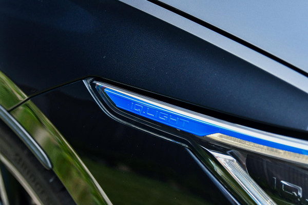 Volkswagen Golf 2.0 TSI R 4Motion Performance. BTW, Akra, Pano, Nurburg, HUD, H/K, Camera, ACC, Dodeh, IQ, Keyless, Stuurvw, CarPl