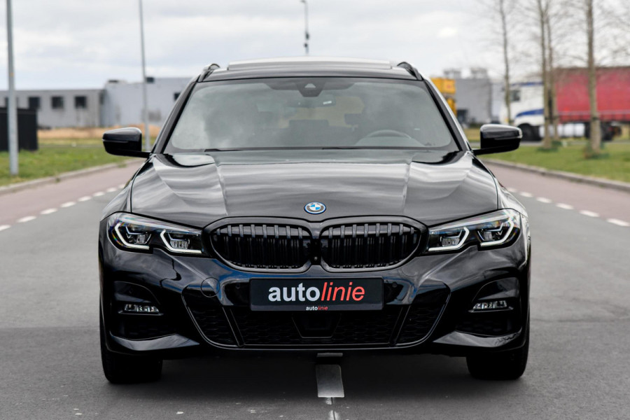 BMW 3 Serie Touring 320e M-Sport BTW. Pano, Laser, Memory, Sport Seats, ACC, 360, Leder, Aero, Keyless, Sfeer, Hifi, Dodeh, Trekh!