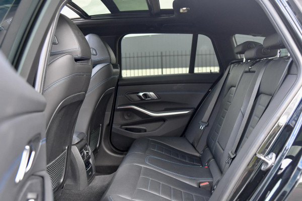 BMW 3 Serie Touring 320e M-Sport BTW. Pano, Laser, Memory, Sport Seats, ACC, 360, Leder, Aero, Keyless, Sfeer, Hifi, Dodeh, Trekh!
