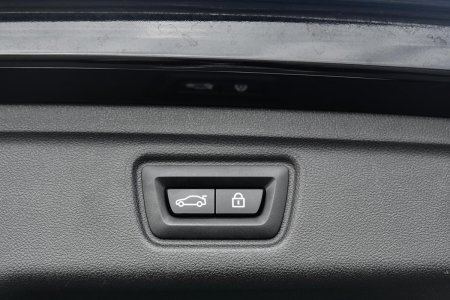 BMW 3 Serie Touring 320e M-Sport BTW. Pano, Laser, Memory, Sport Seats, ACC, 360, Leder, Aero, Keyless, Sfeer, Hifi, Dodeh, Trekh!