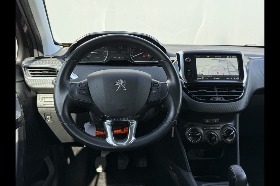 Peugeot 2008 BWJ 2017 | 1.2 PT 82PK Active | AIRCO | CRUISE | NAVIGATIE | DAKRAIL |