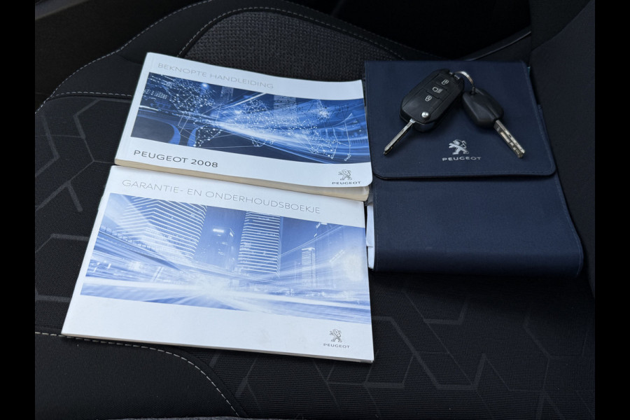 Peugeot 2008 BWJ 2017 | 1.2 PT 82PK Active | AIRCO | CRUISE | NAVIGATIE | DAKRAIL |