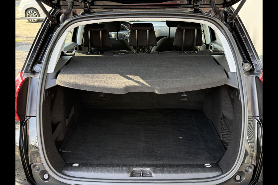 Peugeot 2008 BWJ 2017 | 1.2 PT 82PK Active | AIRCO | CRUISE | NAVIGATIE | DAKRAIL |