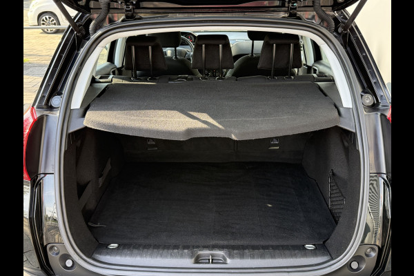 Peugeot 2008 BWJ 2017 | 1.2 PT 82PK Active | AIRCO | CRUISE | NAVIGATIE | DAKRAIL |
