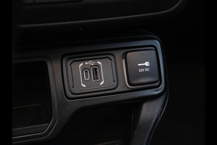 Jeep Renegade 1.5T e-Hybrid Summit | MY24 | Leder | Schuif/Kanteldak | 18" | Winter Pack