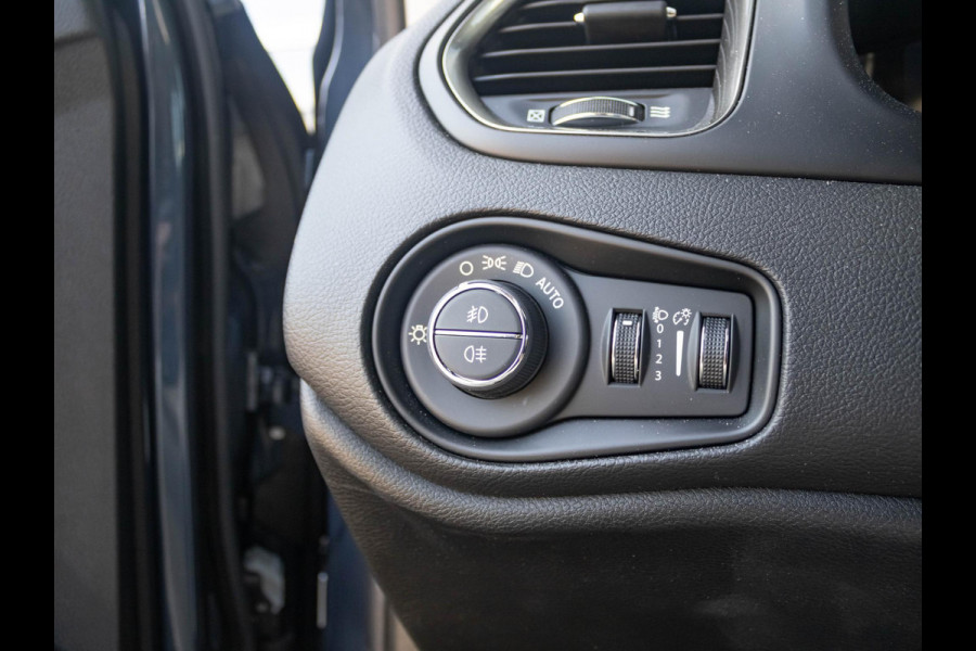 Jeep Renegade 1.5T e-Hybrid Summit | MY24 | Leder | Schuif/Kanteldak | 18" | Winter Pack
