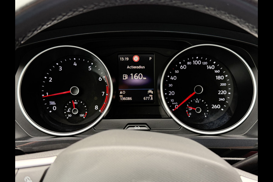 Volkswagen Tiguan BWJ 2021 |1.5 TSI 150PK Elegance AUTOMAAT | LEER | CAMERA | TREKHAAK | CRUISE | NAVI | STOELVERW | CARPLAY