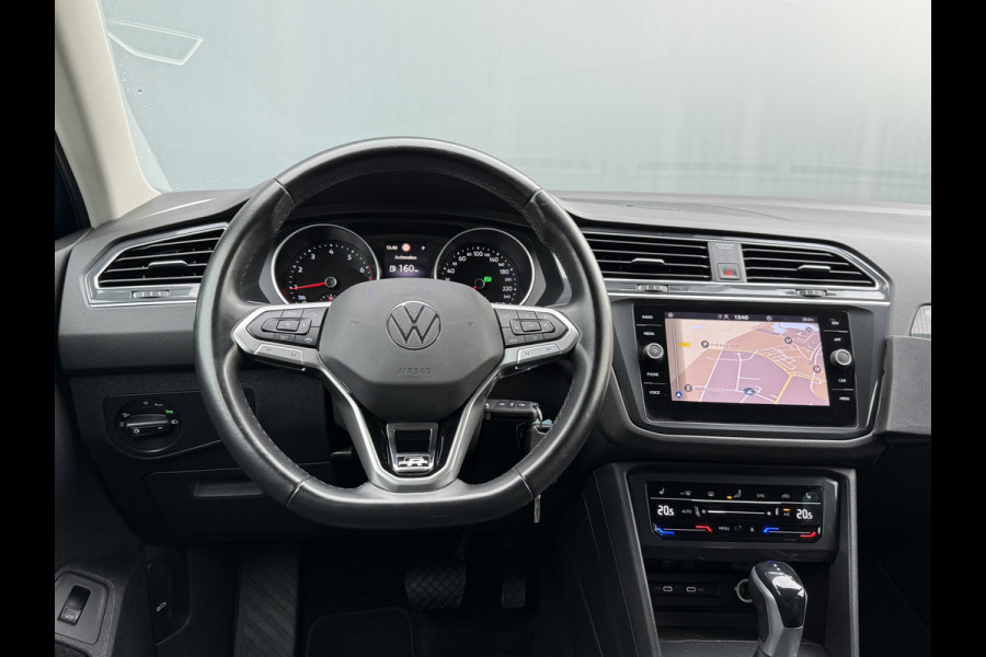 Volkswagen Tiguan BWJ 2021 |1.5 TSI 150PK Elegance AUTOMAAT | LEER | CAMERA | TREKHAAK | CRUISE | NAVI | STOELVERW | CARPLAY