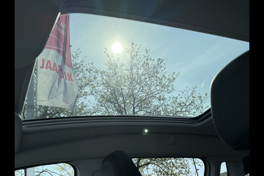 Peugeot 2008 BWJ 2018 | 1.2 111PK Allure AUTOMAAT | PANO | CLIMA | TREKHAAK | LEDER/STOF | NAVI | CAMERA A |