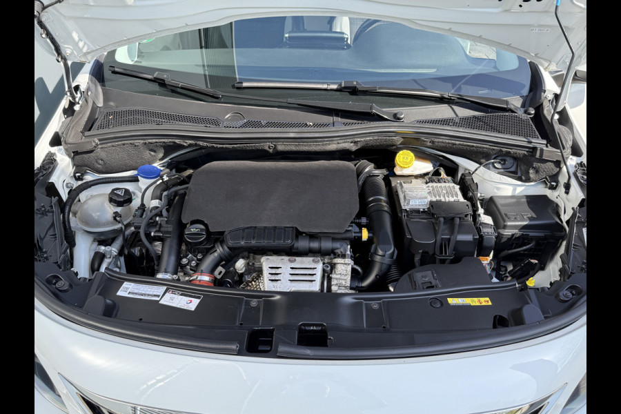 Peugeot 2008 BWJ 2018 | 1.2 111PK Allure AUTOMAAT | PANO | CLIMA | TREKHAAK | LEDER/STOF | NAVI | CAMERA A |