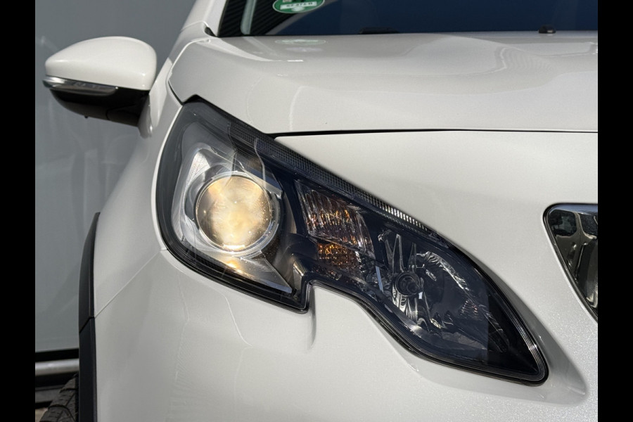 Peugeot 2008 BWJ 2018 | 1.2 111PK Allure AUTOMAAT | PANO | CLIMA | TREKHAAK | LEDER/STOF | NAVI | CAMERA A |