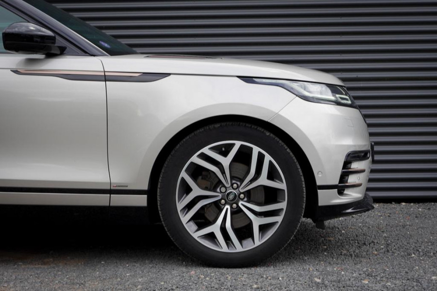 Land Rover Range Rover Velar 2.0 I4 Turbo AWD R-Dynamic HSE / Pano / Luchtvering / Massage / ACC