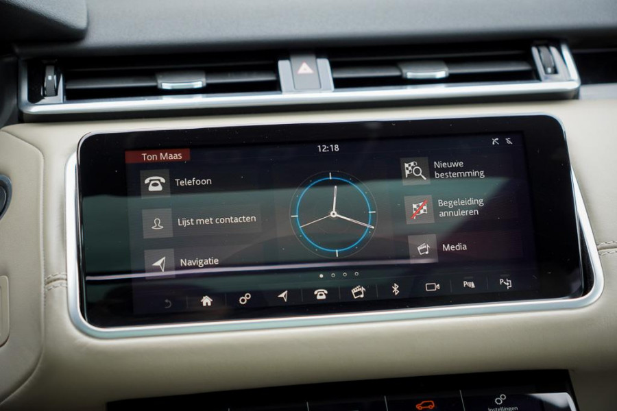 Land Rover Range Rover Velar 2.0 I4 Turbo AWD R-Dynamic HSE / Pano / Luchtvering / Massage / ACC