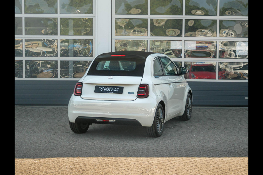 Fiat 500E 42 kWh Cabrio | Pack Style