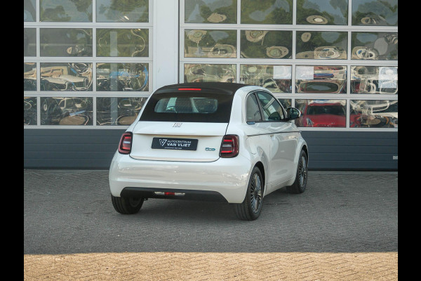 Fiat 500E 42 kWh Cabrio | Pack Style