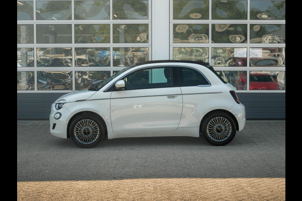 Fiat 500E 42 kWh Cabrio | Pack Style