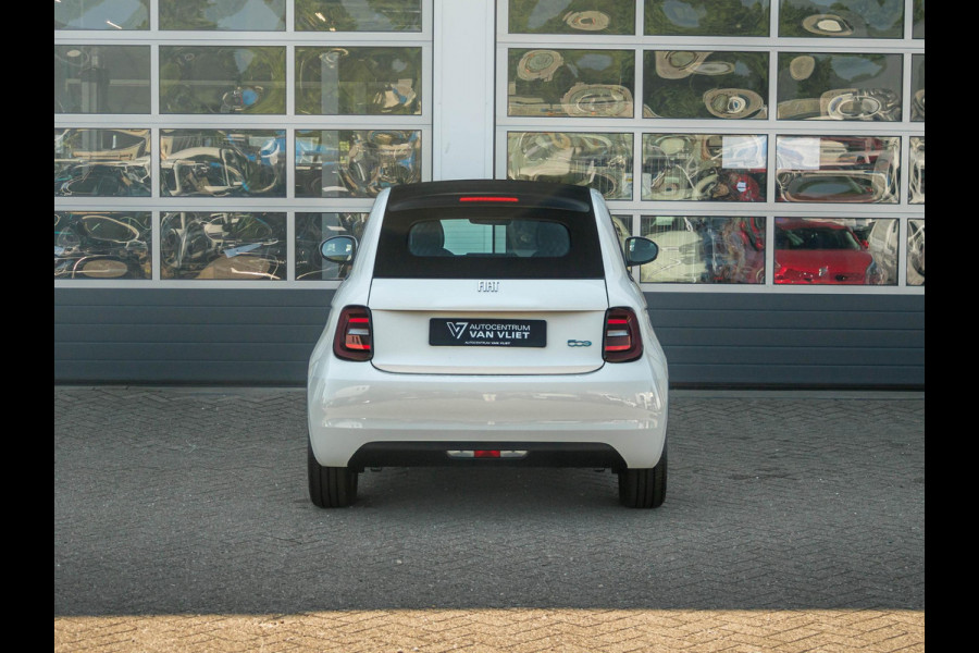 Fiat 500E 42 kWh Cabrio | Pack Style
