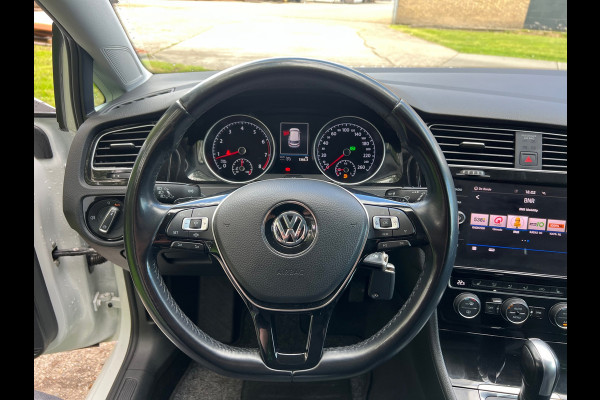 Volkswagen Golf 1.5 TSI Highline Business R | ''63.000''KM + DSG |