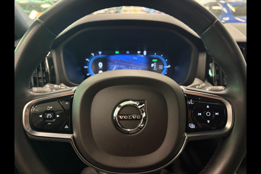 Volvo XC60 2.0 T6 AWD R-DESIGN BLACK-LINE PANO/LEDER/DAB/CARPLAY/H-KARDON/LED/ECC/PDC///